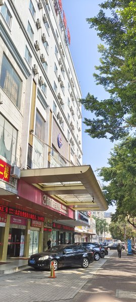 URBAN HOTEL GROUPOver view