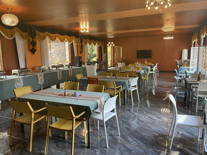 Shuifu Mancheng Forest Hotel Restaurant