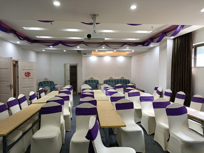 Elan Hotel  meeting room