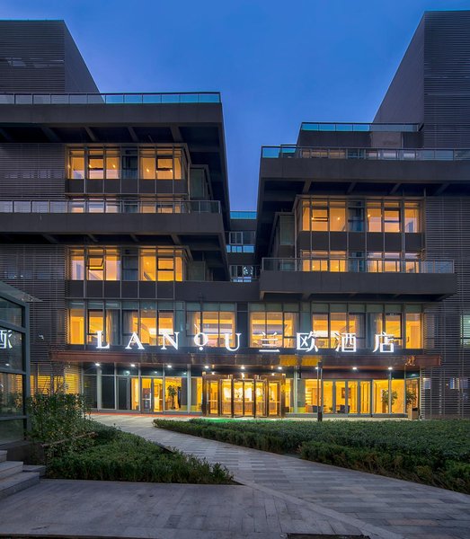 Lanou Hotel (Jinan West Railway Station Convention and Exhibition Center)Over view