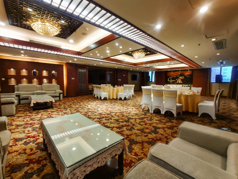 Royal Prince HotelRestaurant