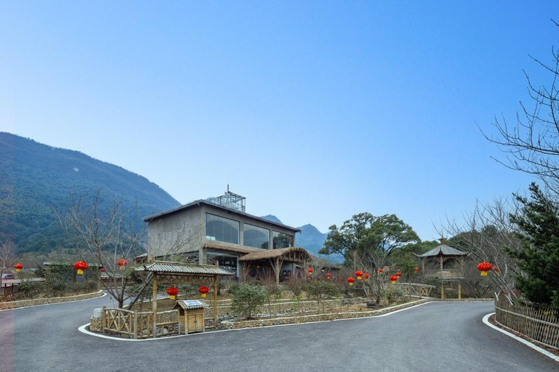 Floral-Hotel · Xiandao Lake refuge Maple Valley Over view