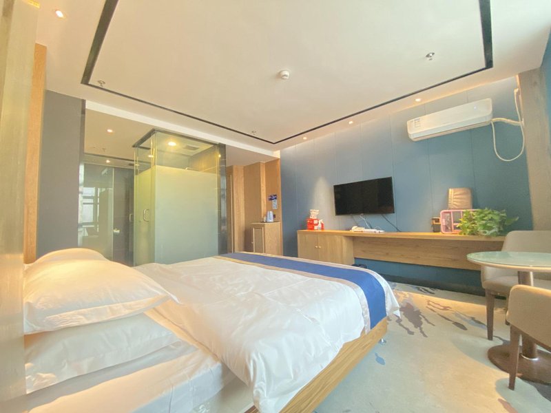 And You Business HotelGuest Room