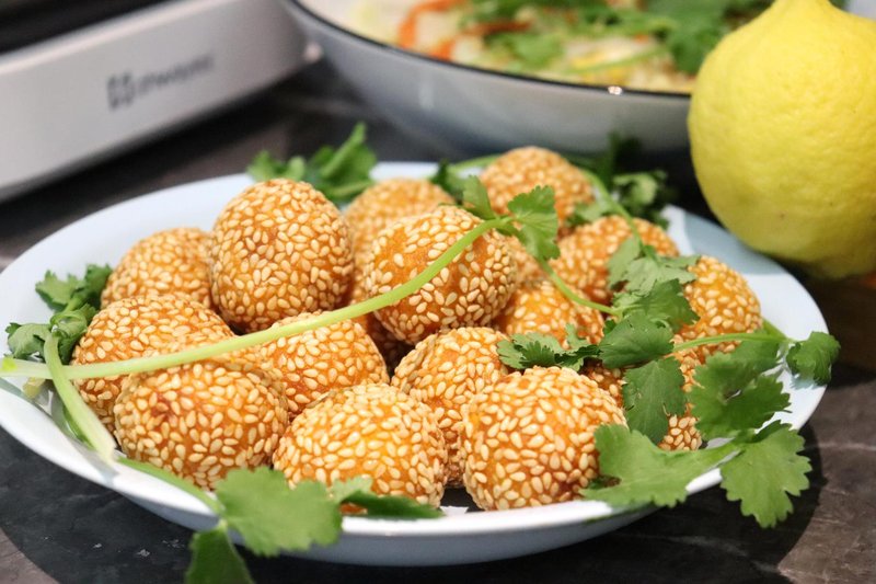 Muqi Jiushe (Longyan Railway Station) Restaurant