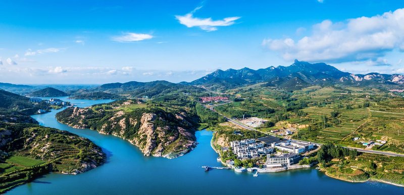 Wulian Yungu Xiang Ji Ju Hot Spring Resort Over view