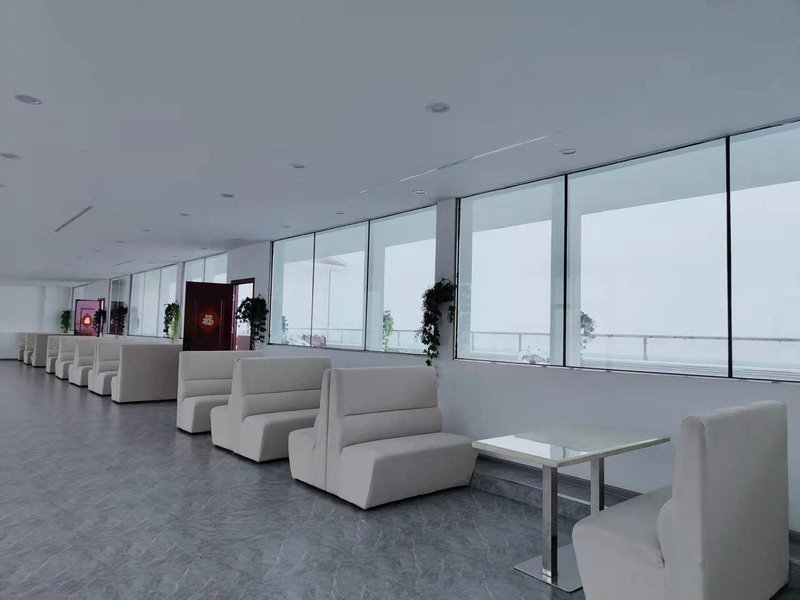 Xue Shan HotelRestaurant