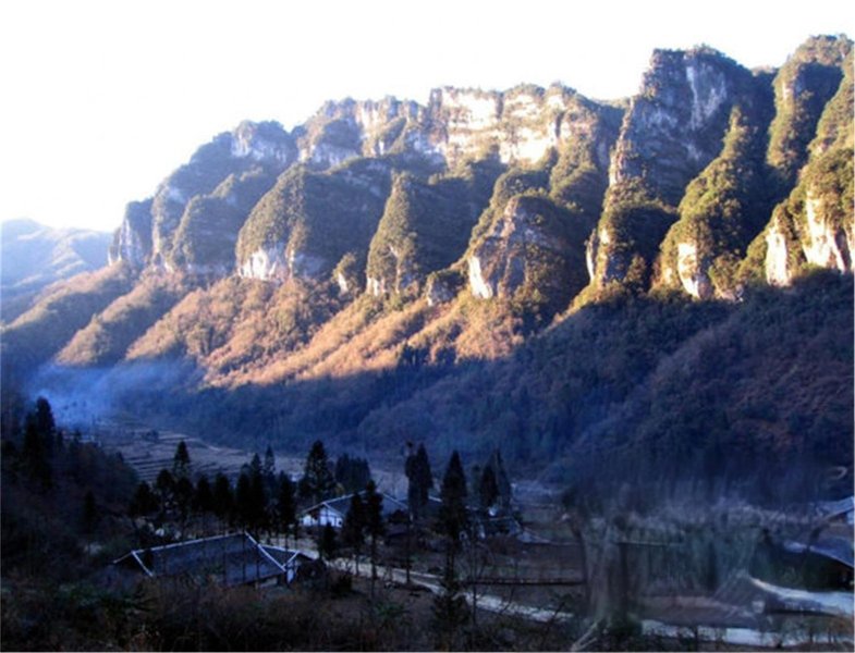 Bazhong Wushan Tiexi HotelOver view