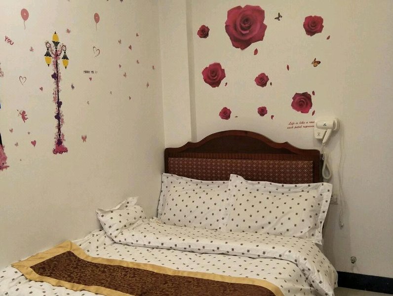 Louzhonglou Hostel Guest Room