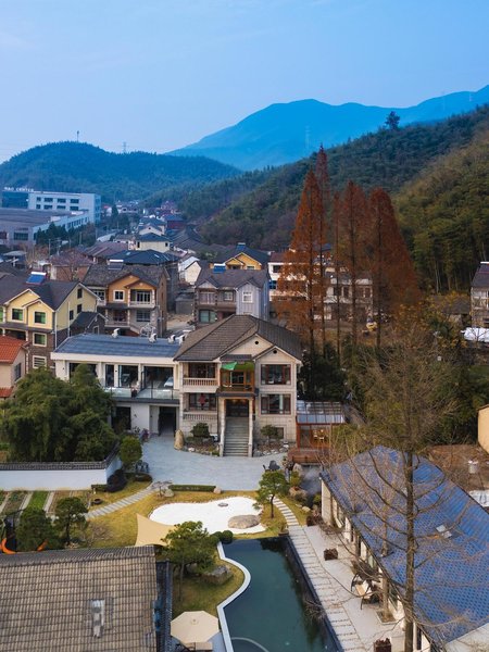 Yunshang Grassland Yinshe Courtyard Meisu Over view