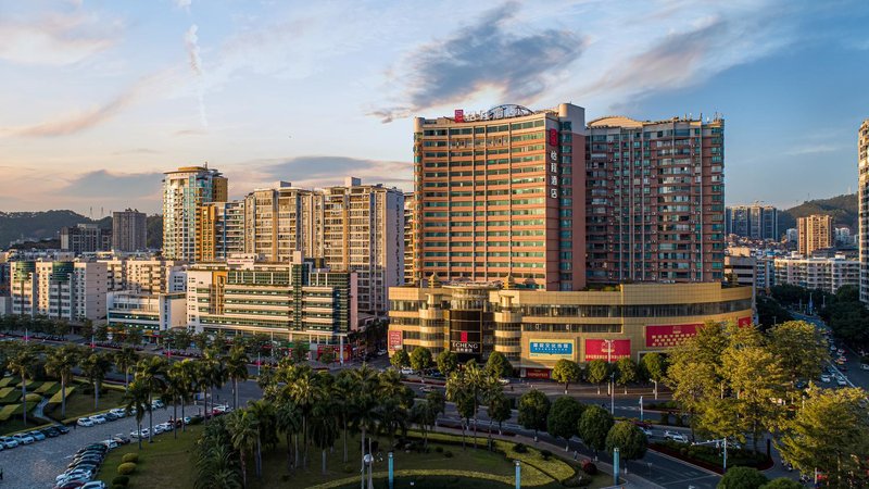 ECHENG Hotel(Wuzhou Municipal Plaza Store) Over view