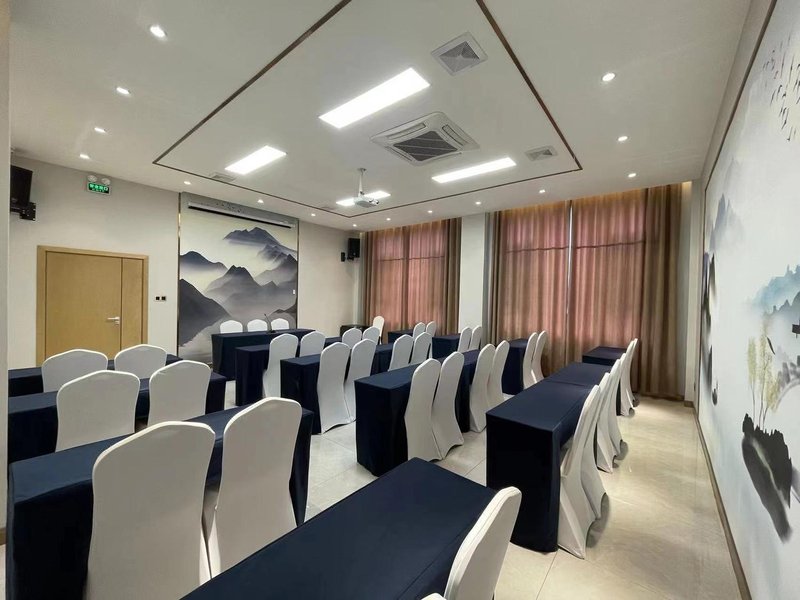 Taijiang Haitian Hotel meeting room