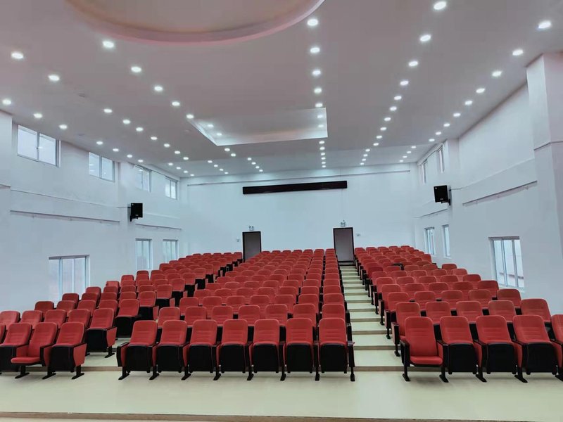 Xue Shan Hotelmeeting room