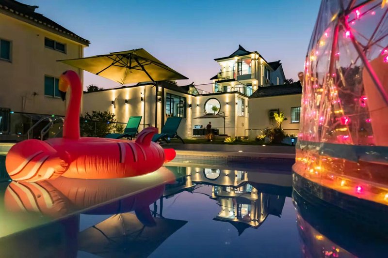 Suzhou Banshandu Hillside Pool Holiday Meisu (Taihu Xishan Island Branch) Over view