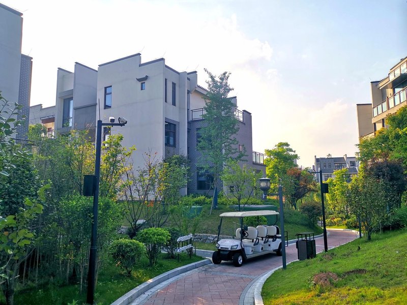 Longjun Jiayuan Hostel Over view