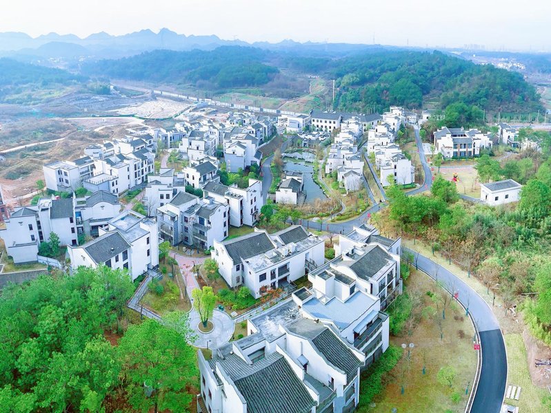 Longjun Jiayuan Hostel Over view