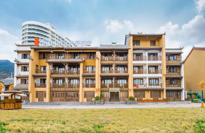 RONKIN HOTEL OF FUXIAN LAKE Over view