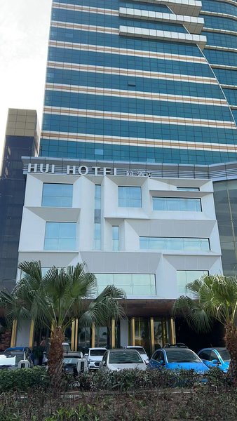 Hui Hotel Over view