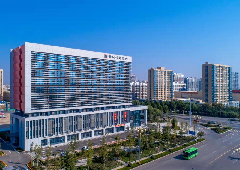 Qingfeng Zhuyuan Hotel Over view