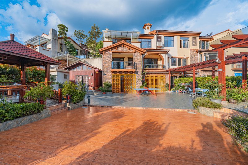 Longyuan Hotel Over view