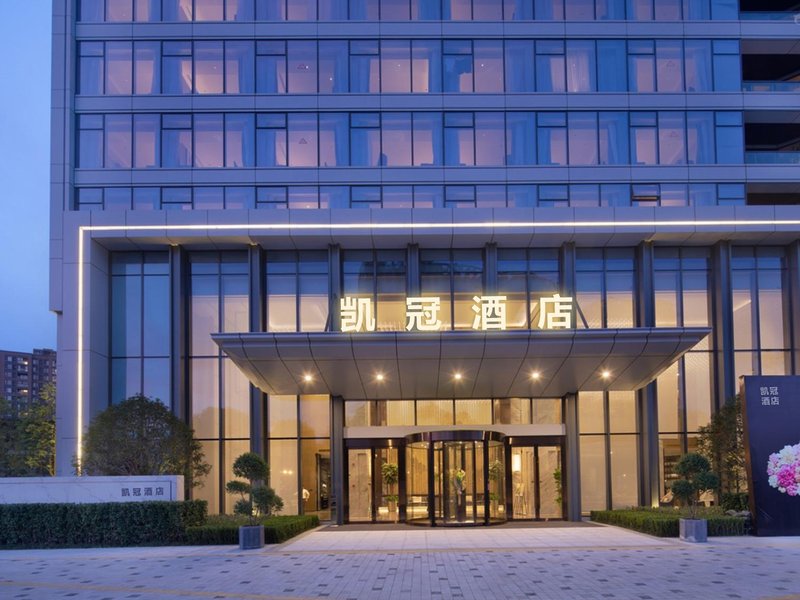 成都凯冠酒店外景图