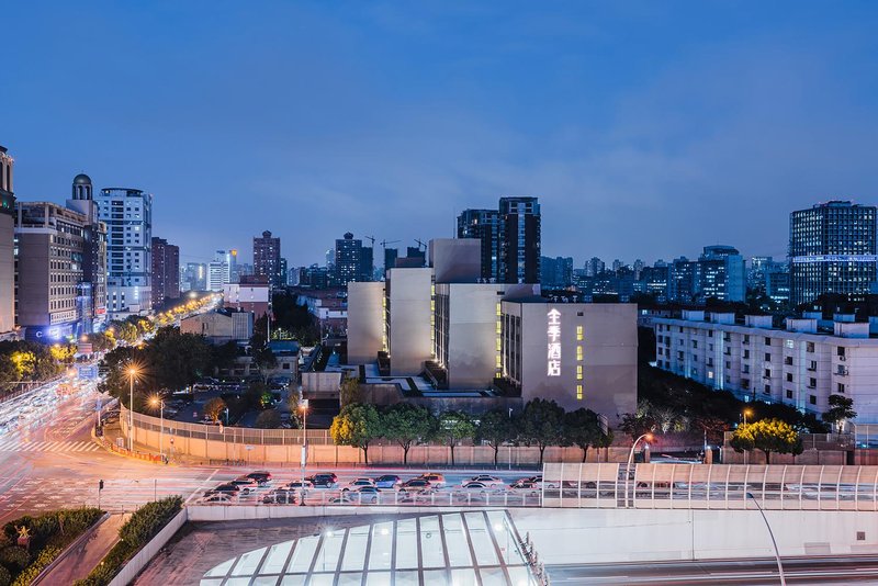 Ji Hotel (Shanghai Hongqiao Wuzhong Road)Over view