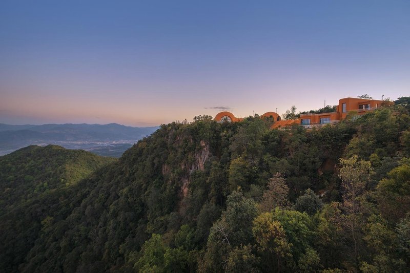 Xikang Wellness & Resort Jinggu Baima Mountain Over view