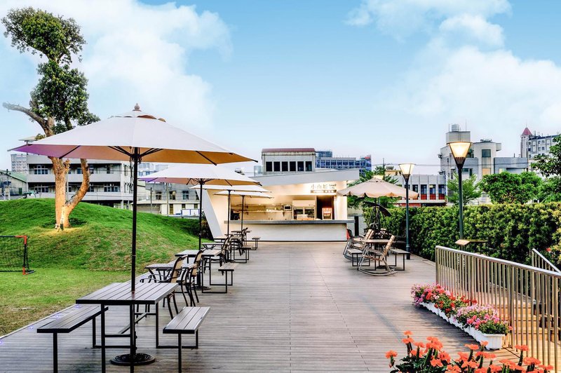 Kuan Hotel Over view