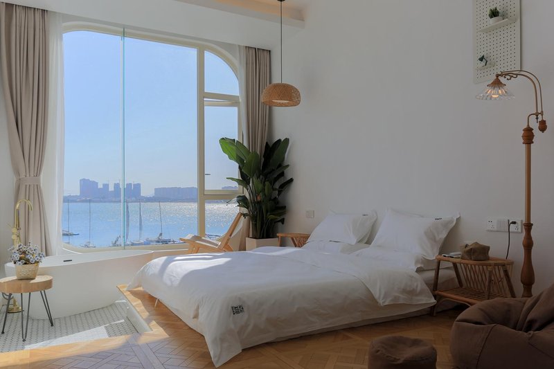 Dongshan Island Sencone SeaView·Courtyard Design Holiday Meisu (Nanmen Bay First-line Seaview)Guest Room