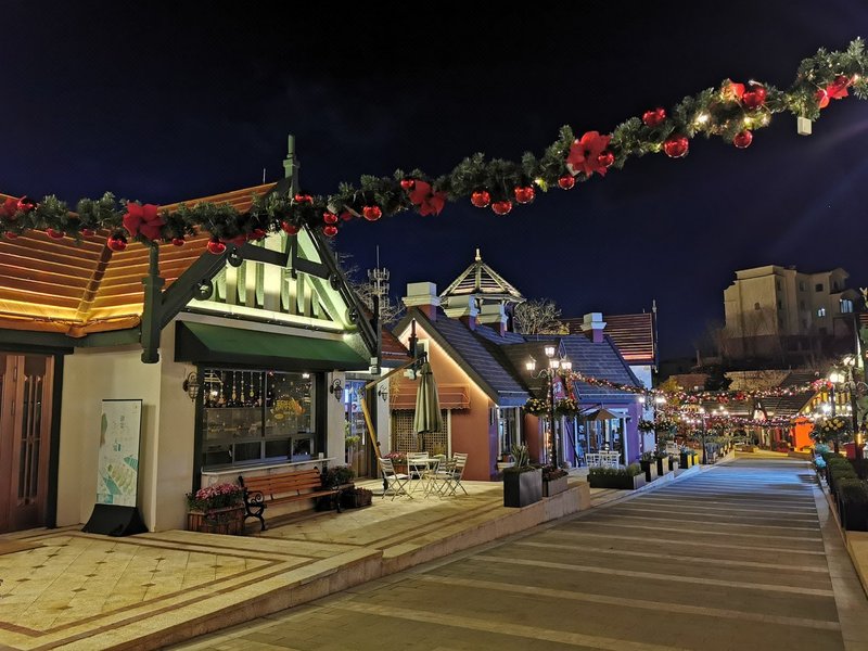 Sun Mountain Resort Over view