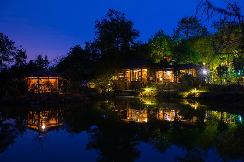 Pujiang Shili Songjian Ecological Manor Over view