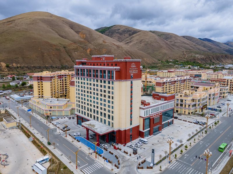 Kangzang International Hotel Over view