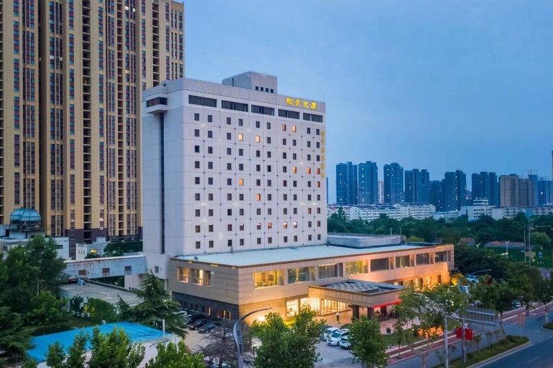 Shuiyi Boqing Hotel (Heze Zhonghua Road) Over view