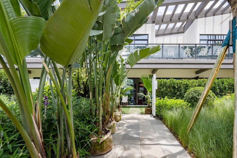 Fuxian Lake Designer-Shared Hotel (starry sky)Over view