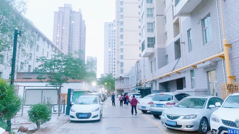 Aiqing Yizhan Apartment Hotel (Lanzhou Railway Station)Over view