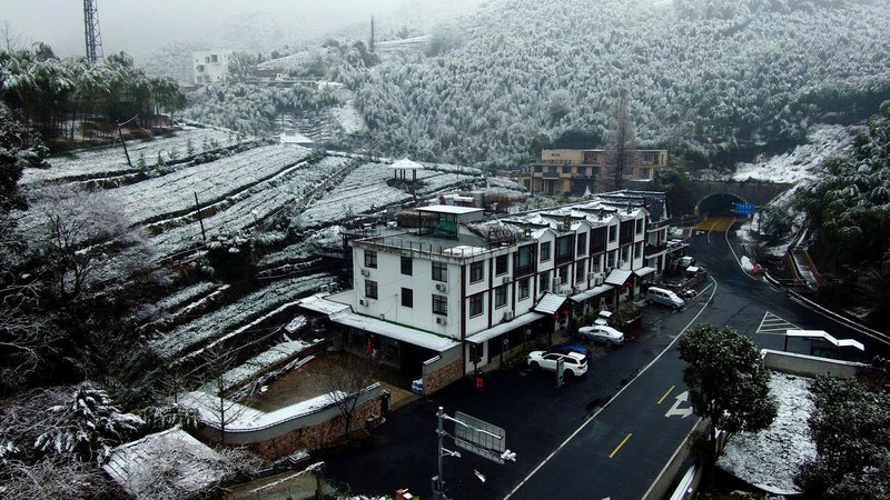 Lingshang Mingshu Villa Over view