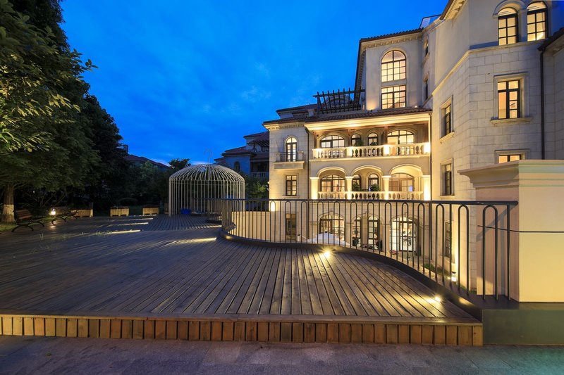 Sesame Cloud Valley Discovery Hotel(Dalian Jinshitan Discovery Kingdom Shop)Over view