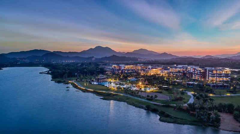 DoubleTree Resort by Hilton Hainan Xinglong Over view