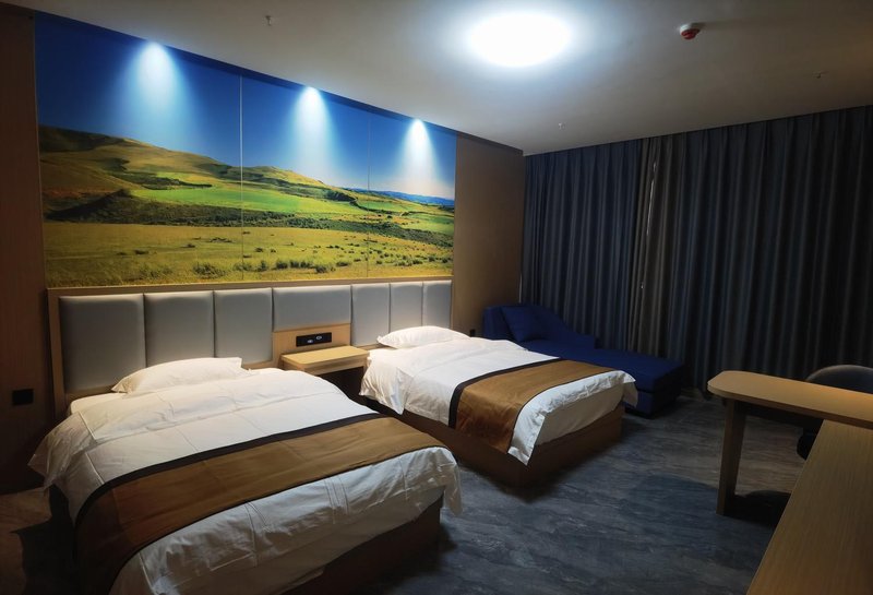 Amur Sai Khan HotelGuest Room