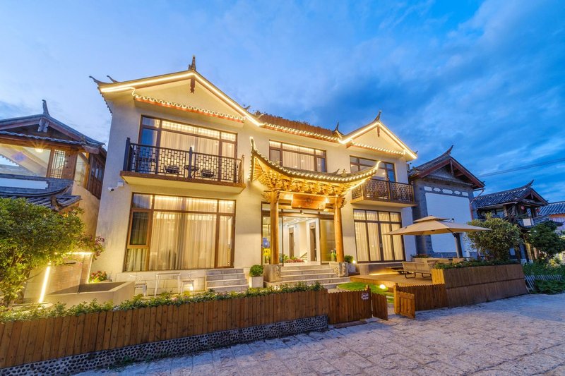 丽江云兮客栈外景图