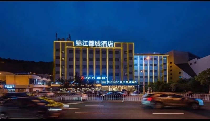  酒店外观