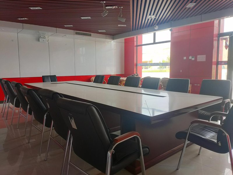 Zhongwei Yunlai Designer Hotel (Shapotou Scenic Area Visitor Center)meeting room
