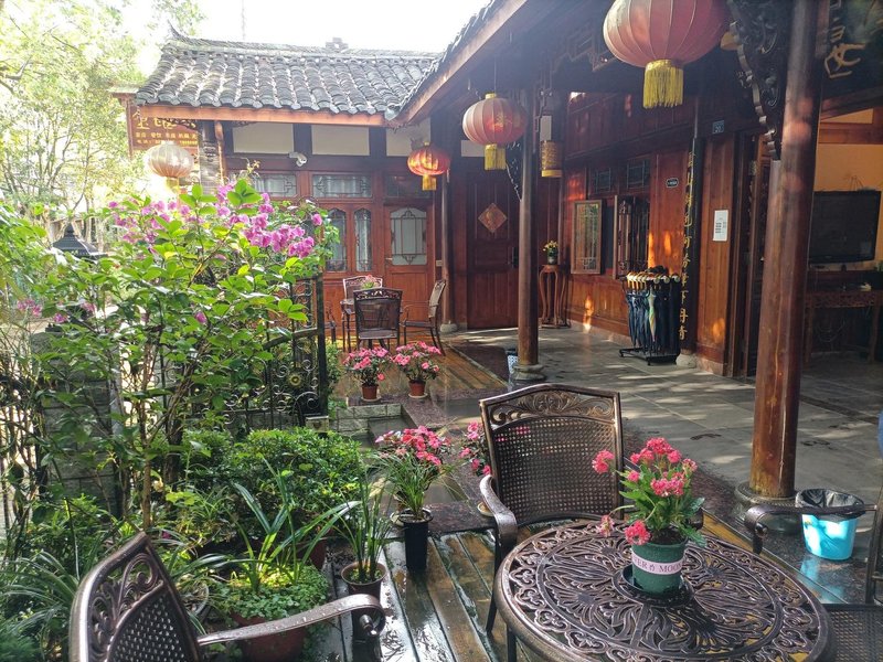 Pingle Ancient Town Jinyanju Inn Over view