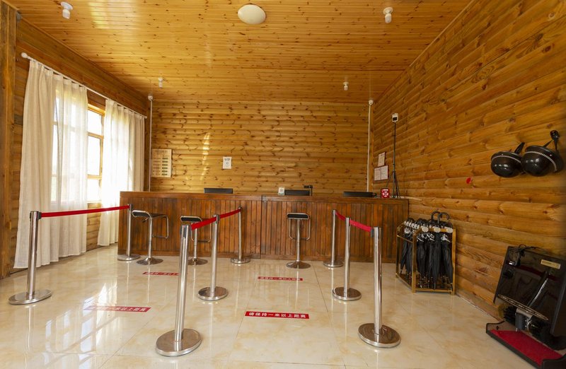 Wusun Xiadu B&B (Kalajun Grassland Scenic Area) Lobby