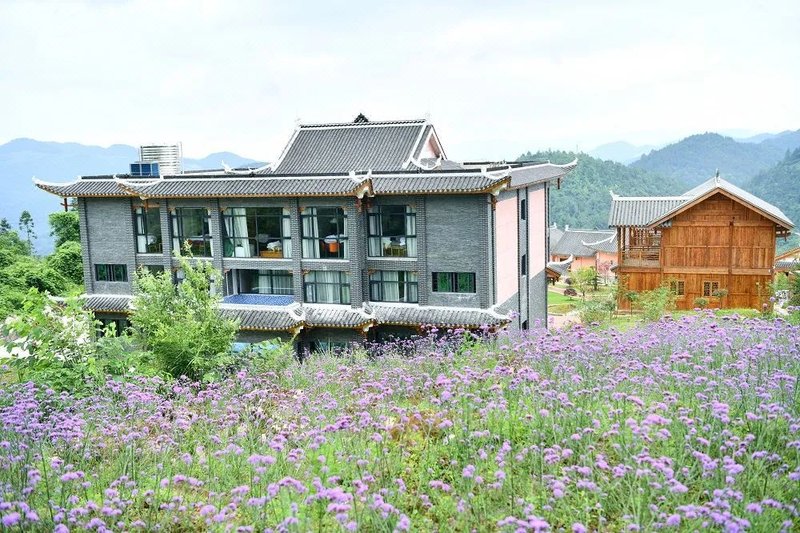 Xuan'en Youran Mountain Residence Over view