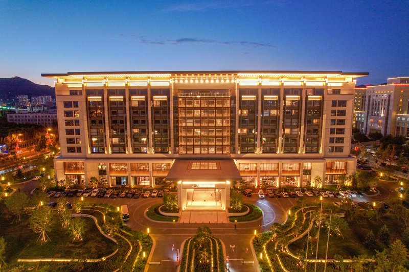 Metropark Hotel Zhangjiakou Xingluo Over view