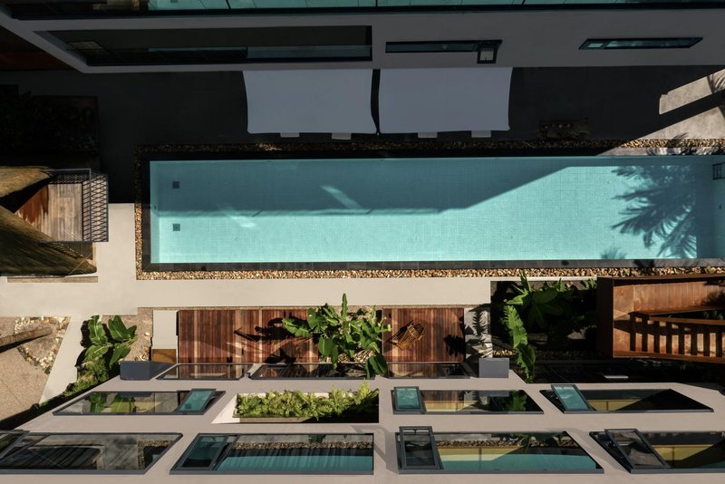 Wonderland Inn, Sanya Over view