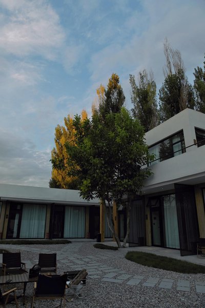 Huocheng Shihan Xiaozhu Homestay Over view