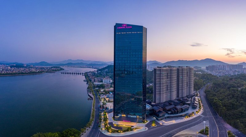 Crowne Plaza Chaozhou Riverside Over view