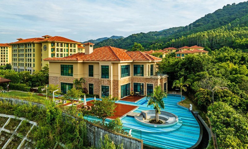 Regal Palace Hot Spring Hotel GuangzhouOver view