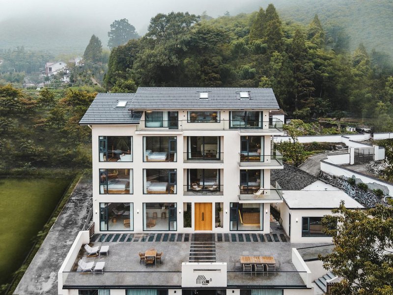 Yunxuan Villa Designer Homestay (Anji Yunshang Grassland Branch) Over view